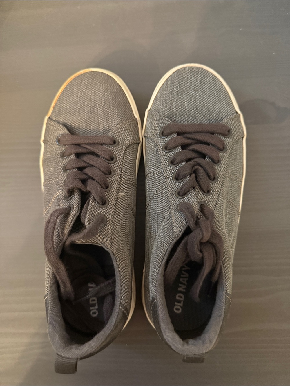 Old Navy Men's Charcoal Canvas Low-Top Sneakers